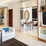 Charming Apart Lux